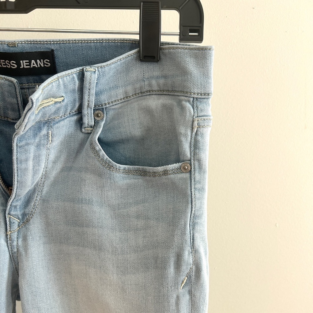 • Express • Super Soft Mid Rise Ripped Legging - Picture 5 of 10